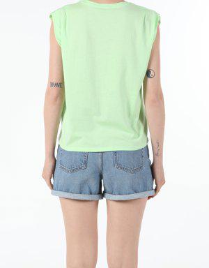 Green Woman Short Sleeve Tshirt