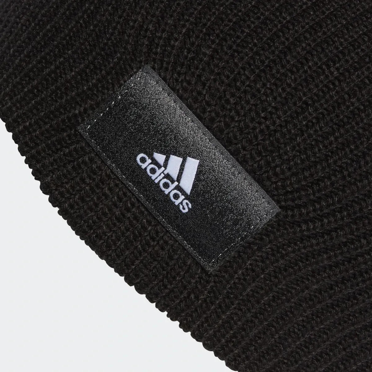 Adidas Bonnet Essentials. 3