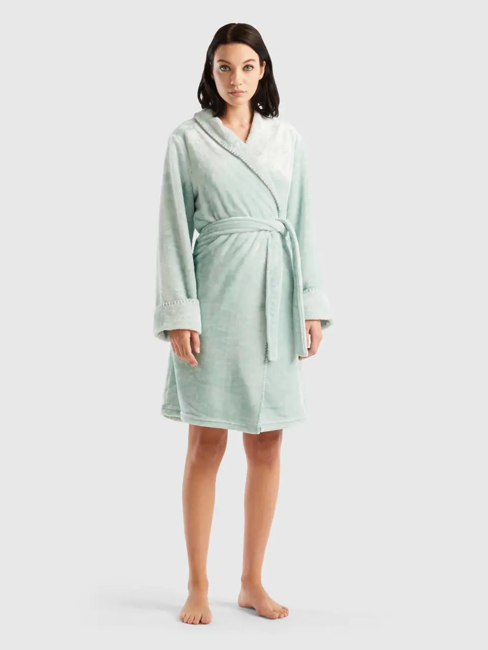 Benetton nightgown in synthetic fur. 1