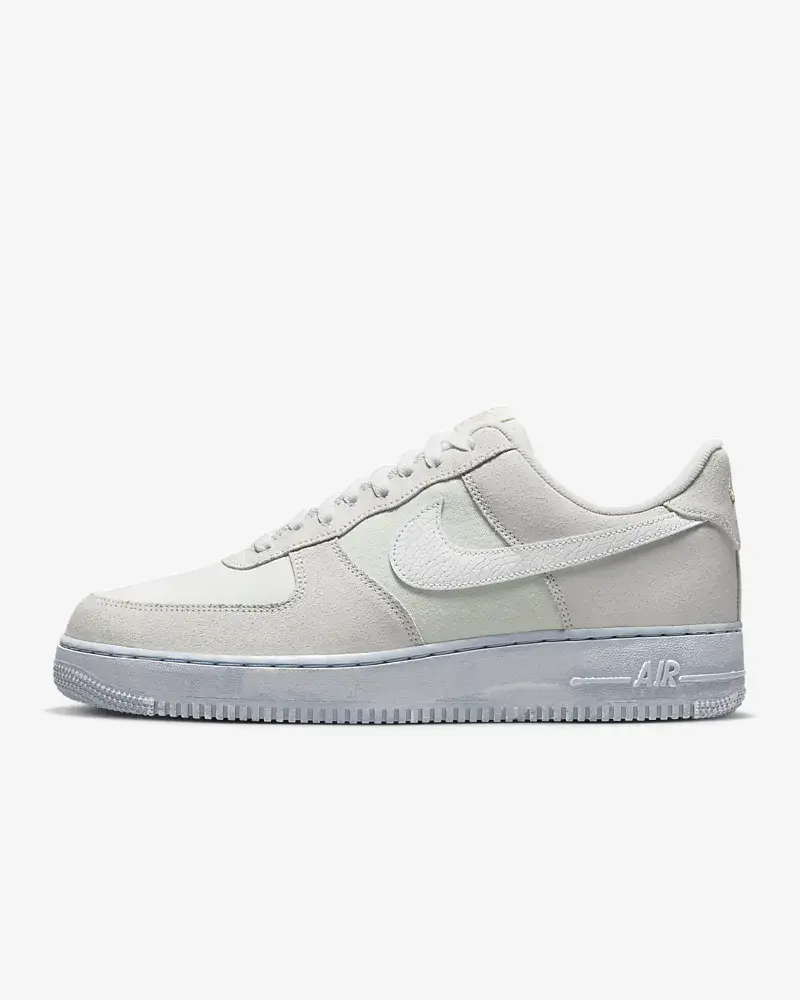 Nike Air Force 1 '07 LV8 EMB. 1