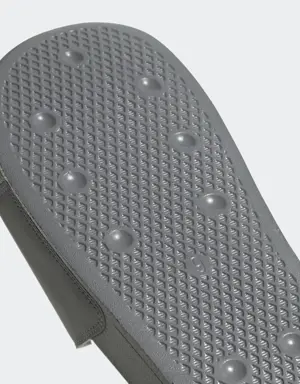 Adidas Adilette Lite Slides. 3