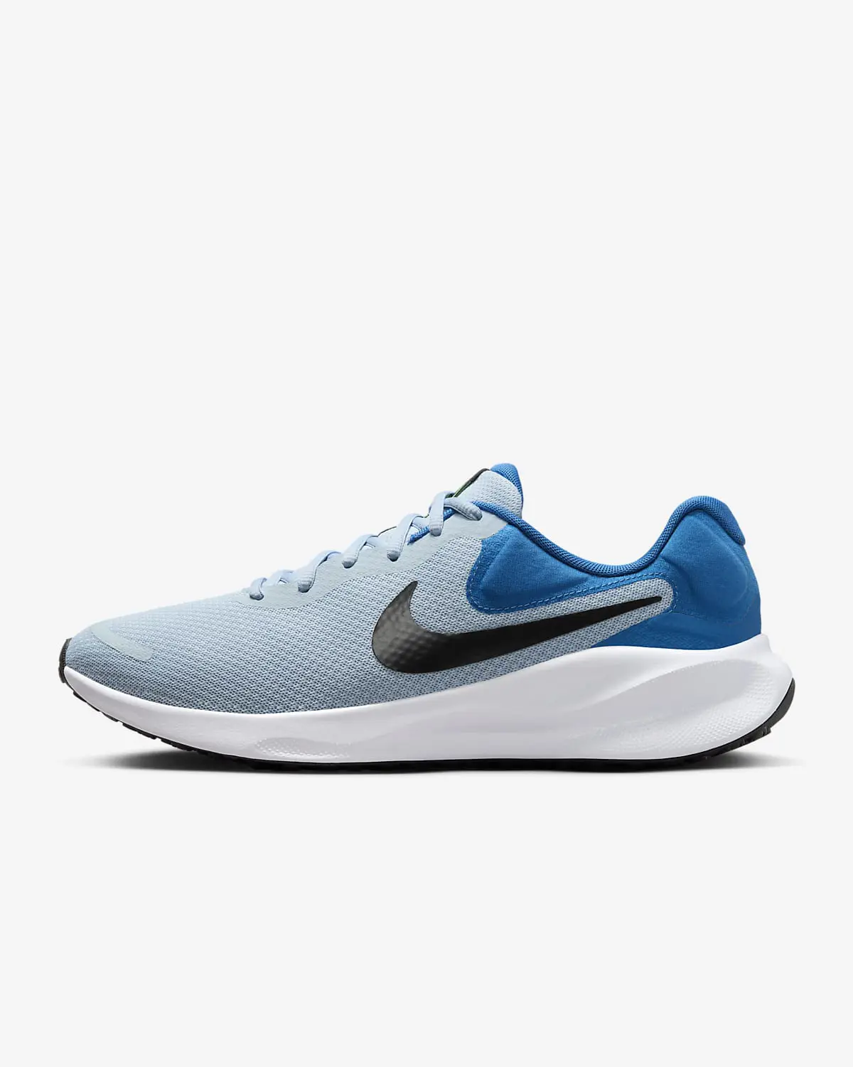 Nike Revolution 7. 1