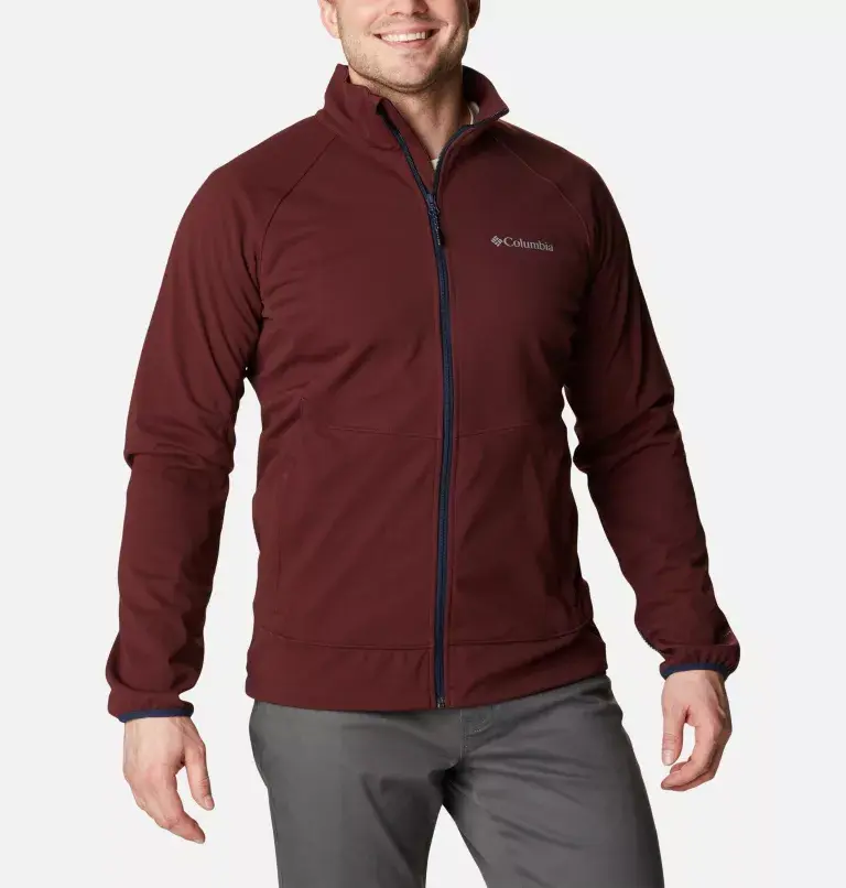 Columbia Men's Canyon Meadows™ Softshell Walking Jacket. 1