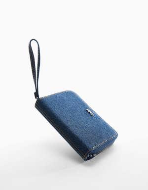 Denim wallet with zipper