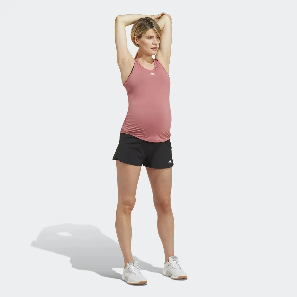 Adidas Pacer AEROREADY Train Essentials Woven Shorts (Maternity). 3