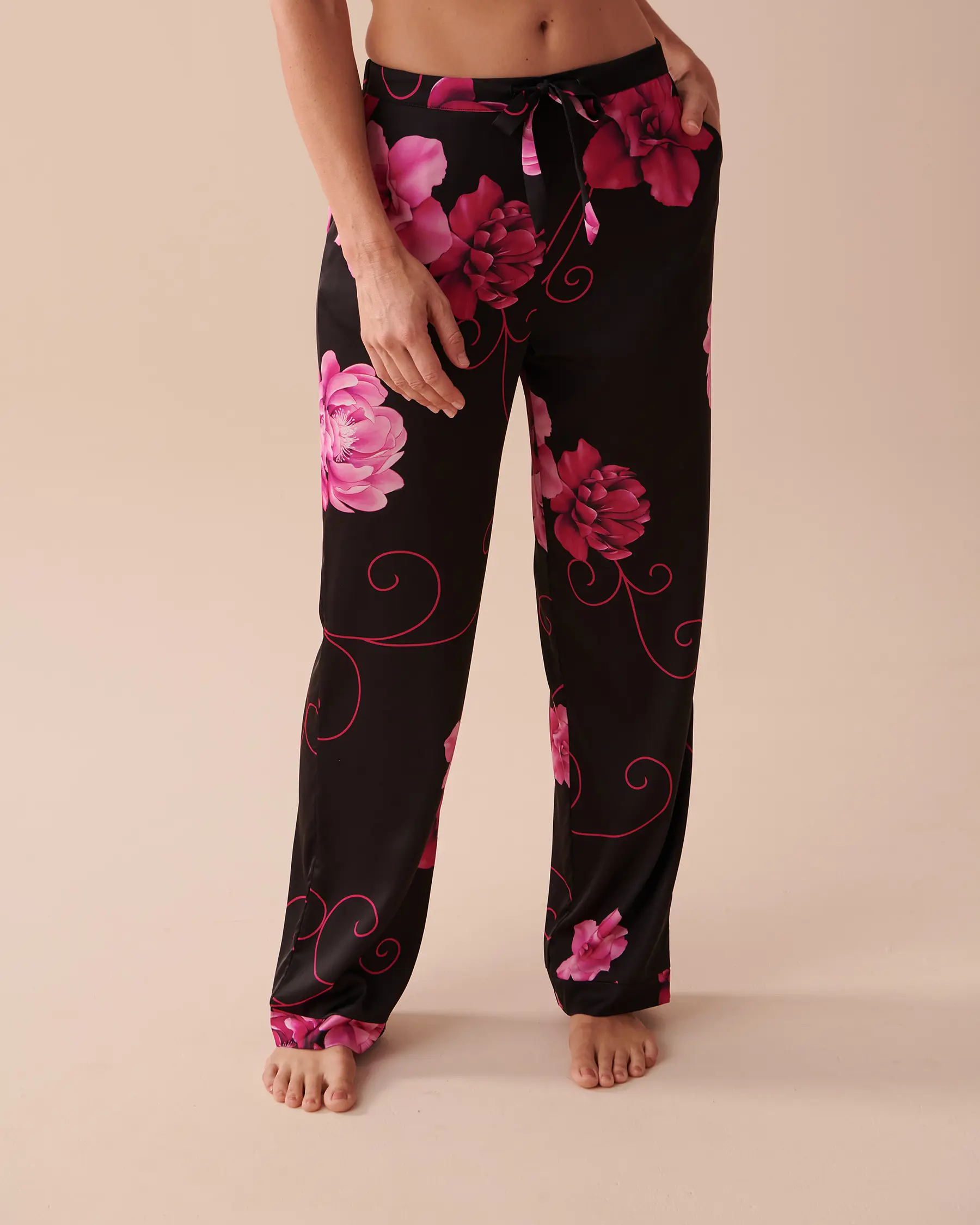 La Vie en Rose Satin Pants. 1