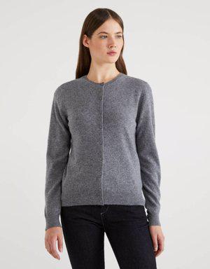 Gilet gris à col rond en pure laine mérinos