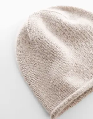 Cashmere knitted hat