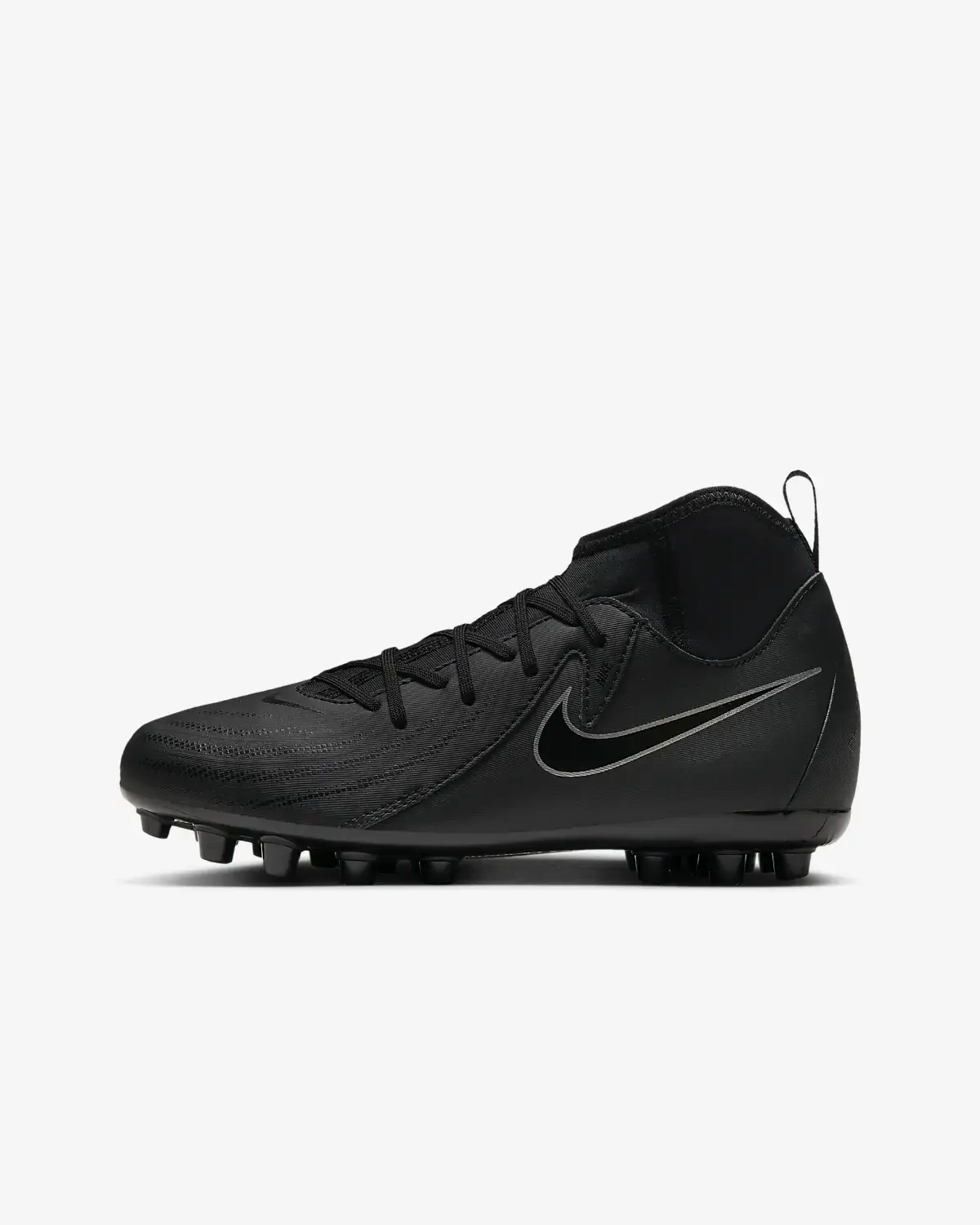 Nike Jr. Phantom Luna 2 Academy. 1