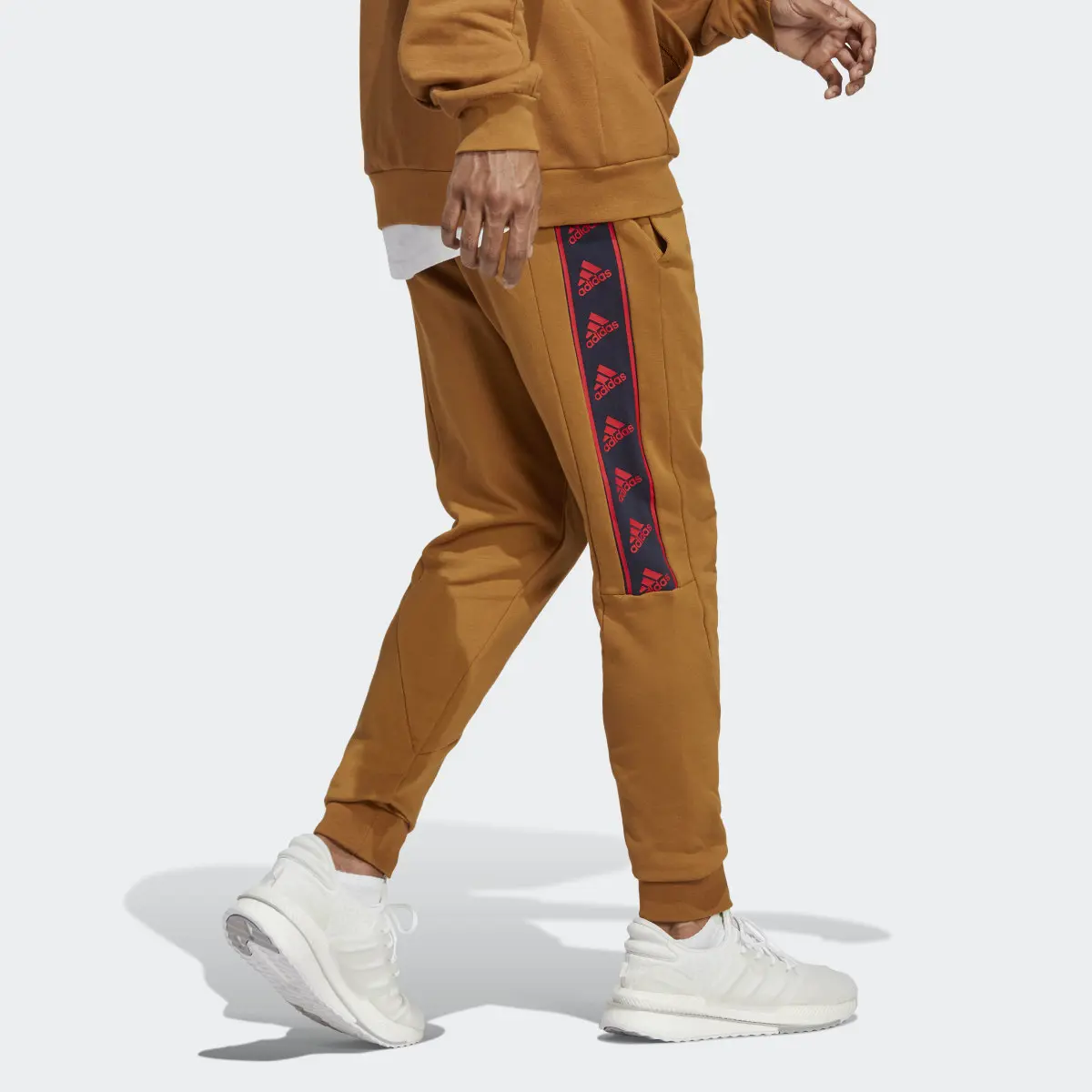 Adidas Brandlove Pants. 2