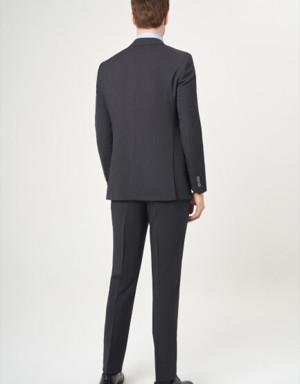 Erkek Modern Fit Mono Yaka 2 Düğme Çift Yırtmaçlı Takım Elbise SIYAH