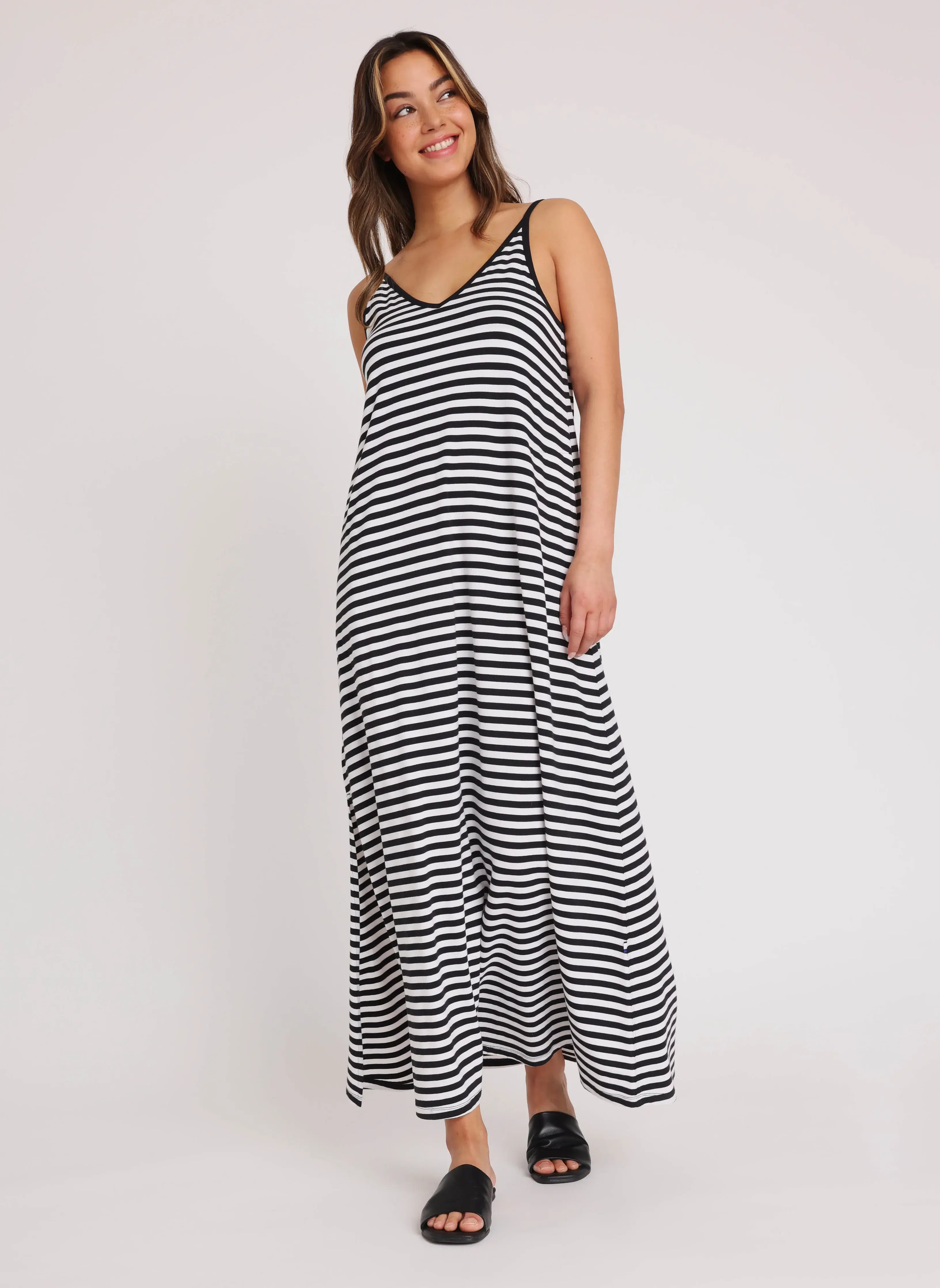Kit And Ace Freesia Strappy Maxi Dress. 1