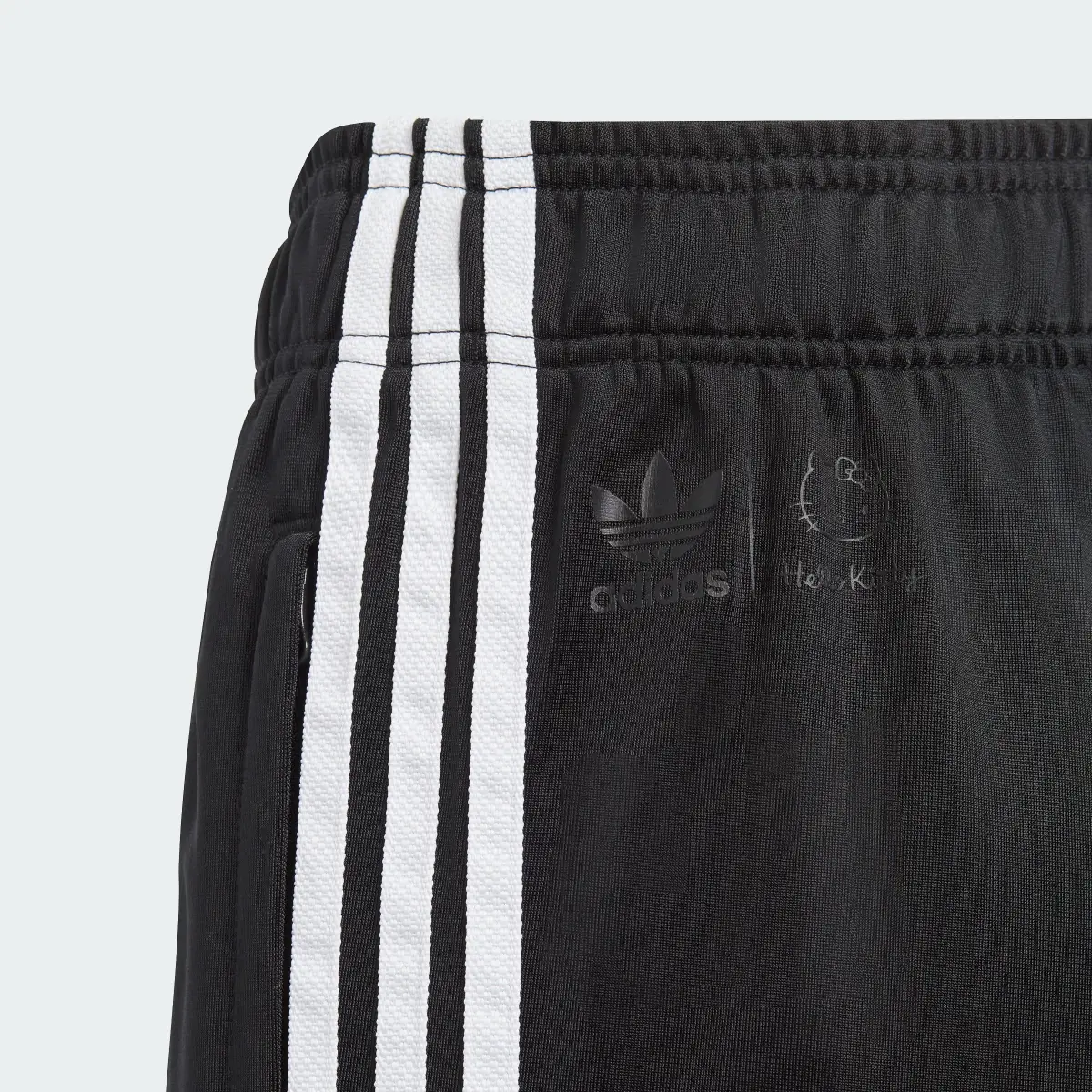 Adidas Originals x Hello Kitty Pants. 3