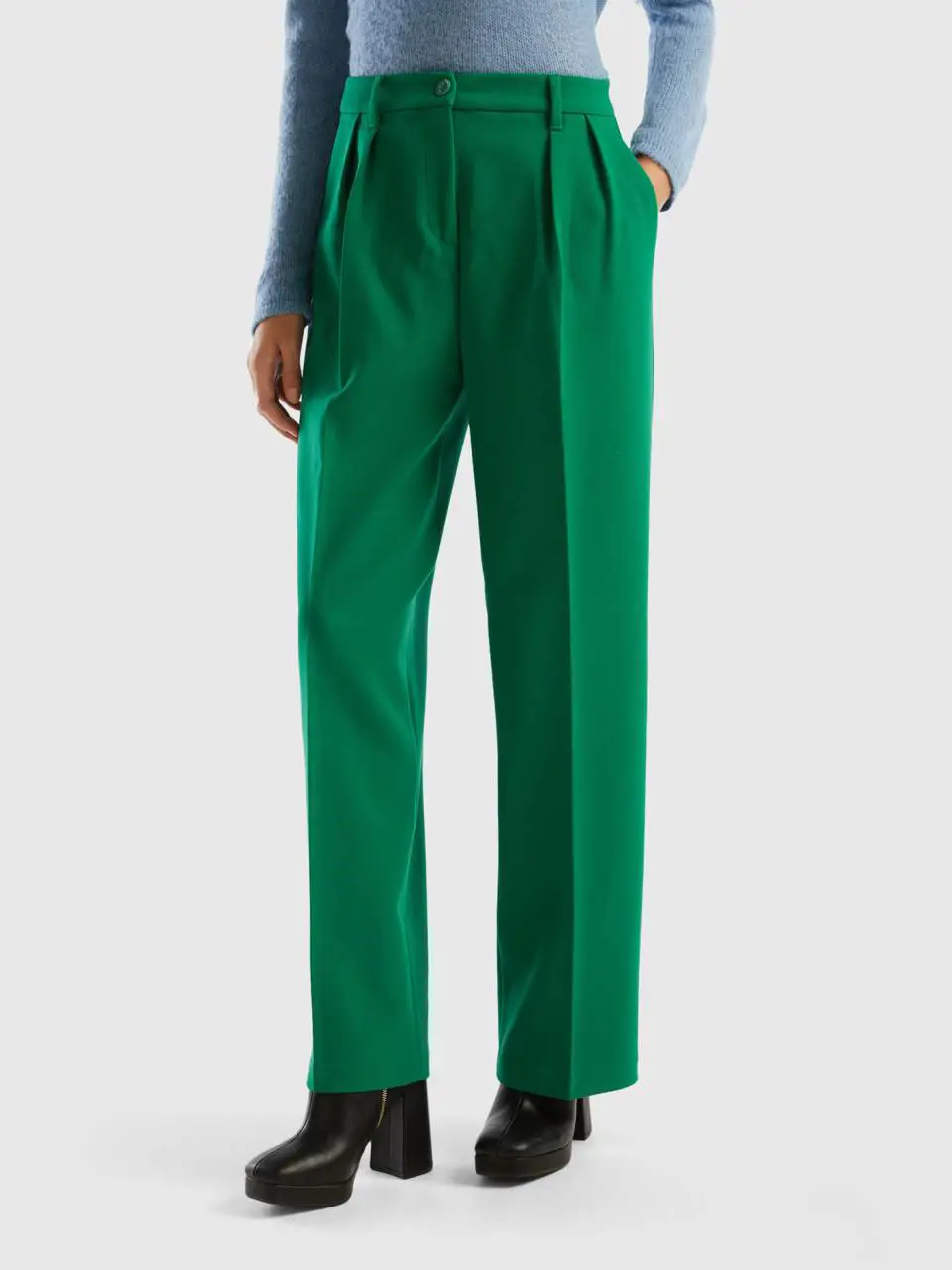 Benetton wide trousers with pleats. 1
