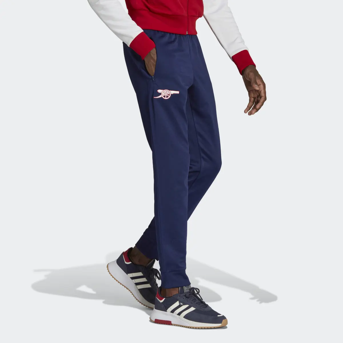 Adidas Arsenal Essentials Trefoil Joggers. 3