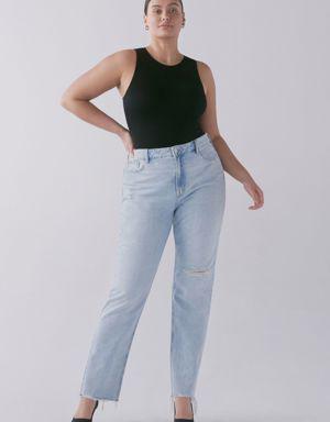 Chiara Slim Straight Jeans