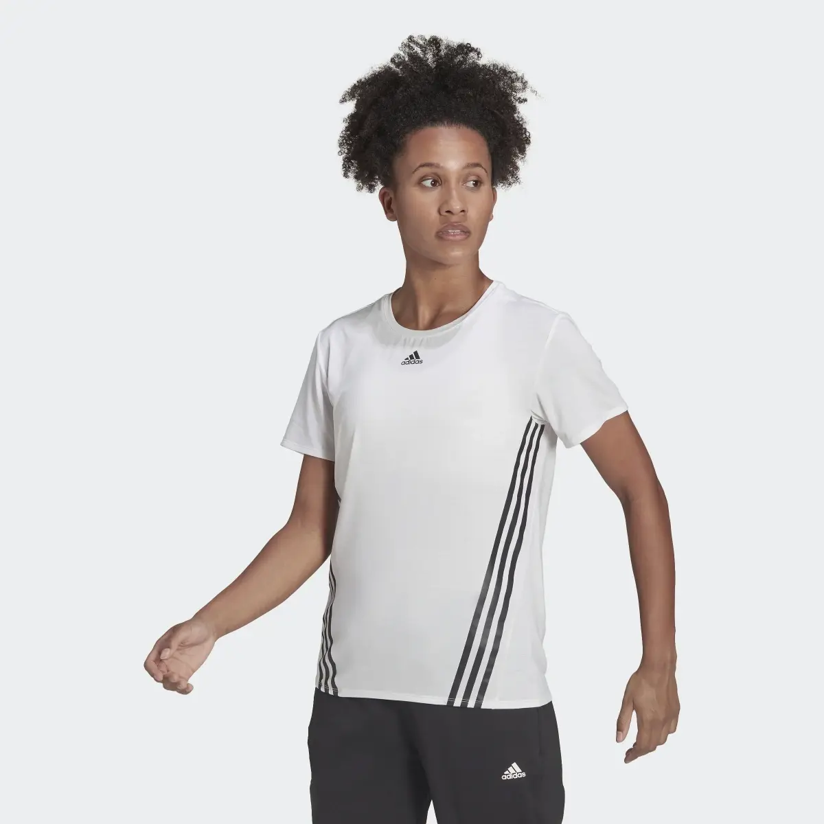 Adidas Train Icons 3-Stripes Tişört. 2