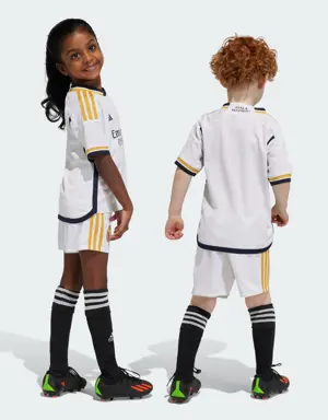 Adidas Minikit Principal 23/24 do Real Madrid. 3 Adidas Minikit Principal 23/24 do Real Madrid. 3