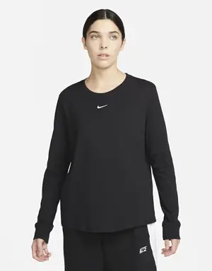 Nike Sportswear Premium Essentials