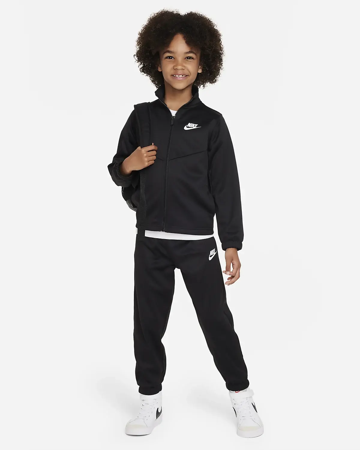 Nike Sportswear Lifestyle Essentials 2-Piece Set. 1