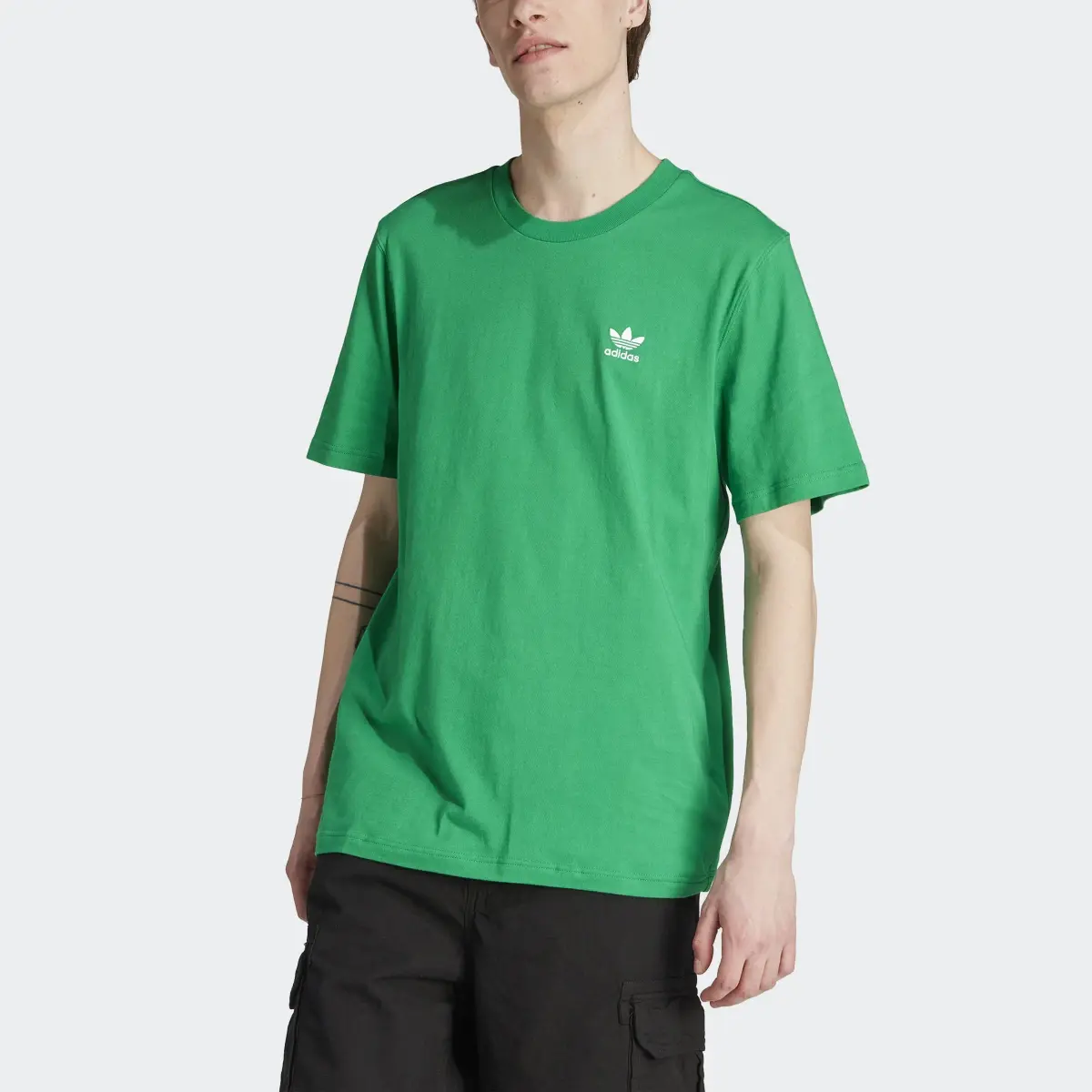 Adidas T-shirt Trèfle Essentials. 1