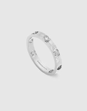Icon 18k diamond heart ring