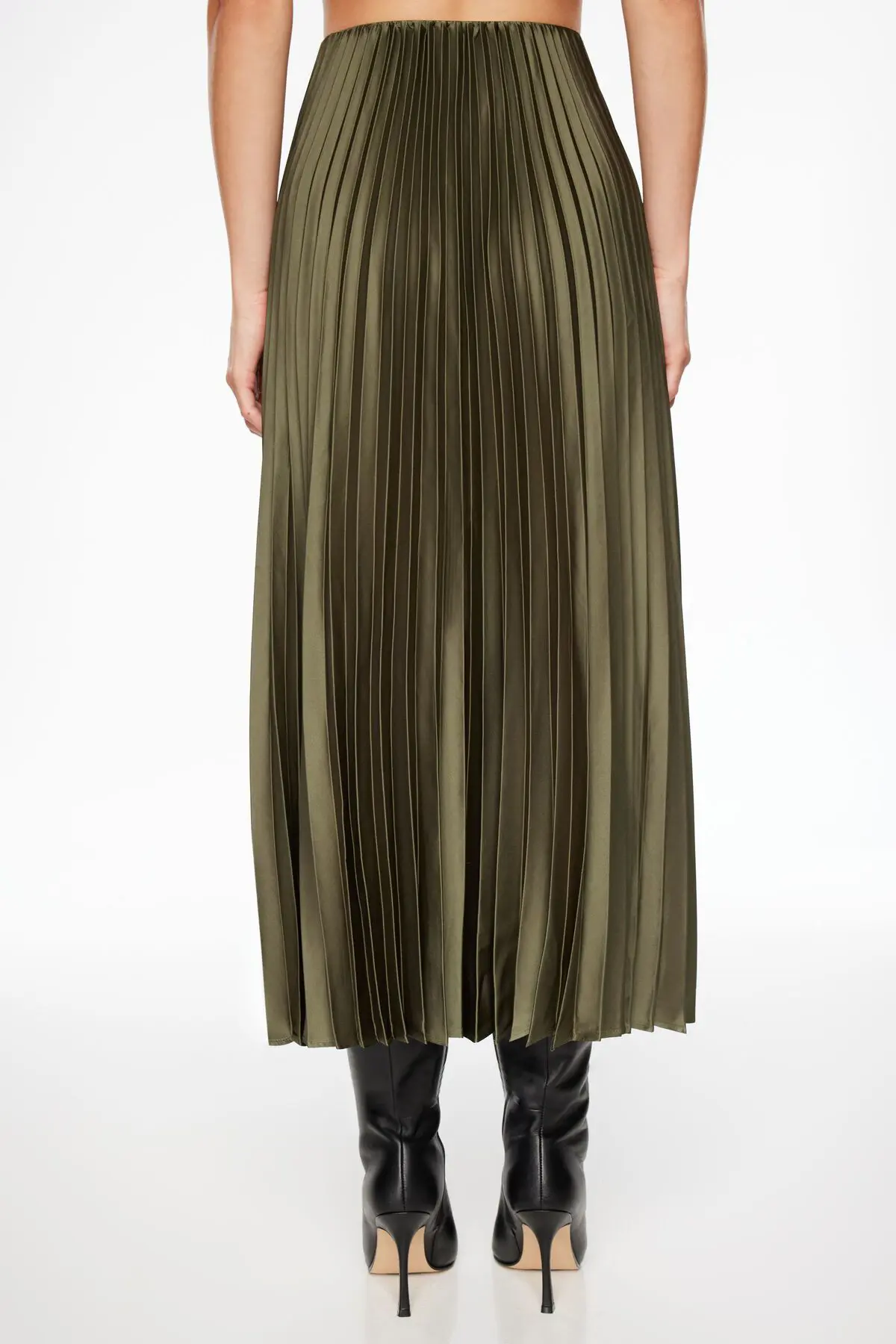 Dynamite Laure Pleated Maxi Skirt. 3