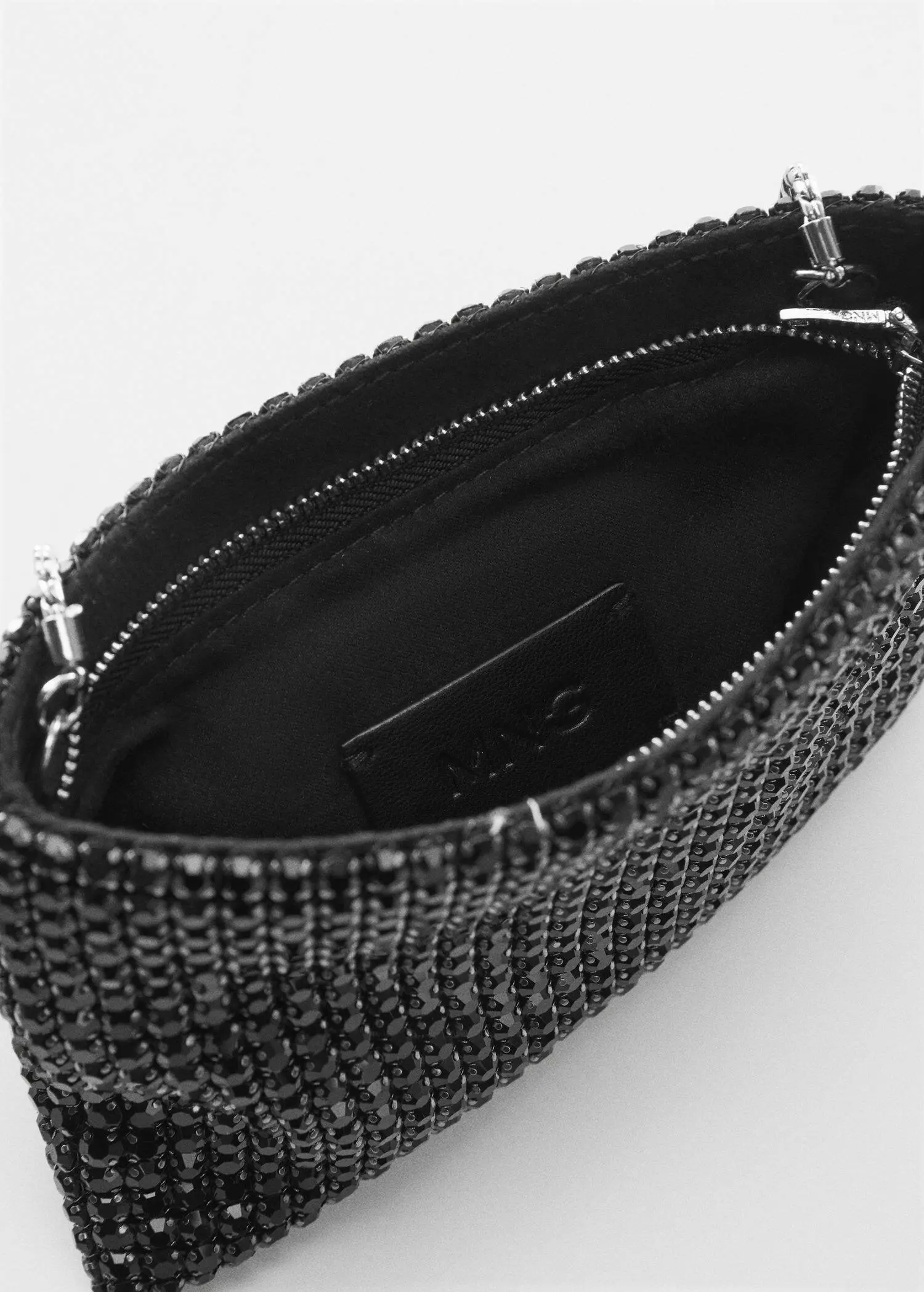 Mango Chain bag with crystals. 3