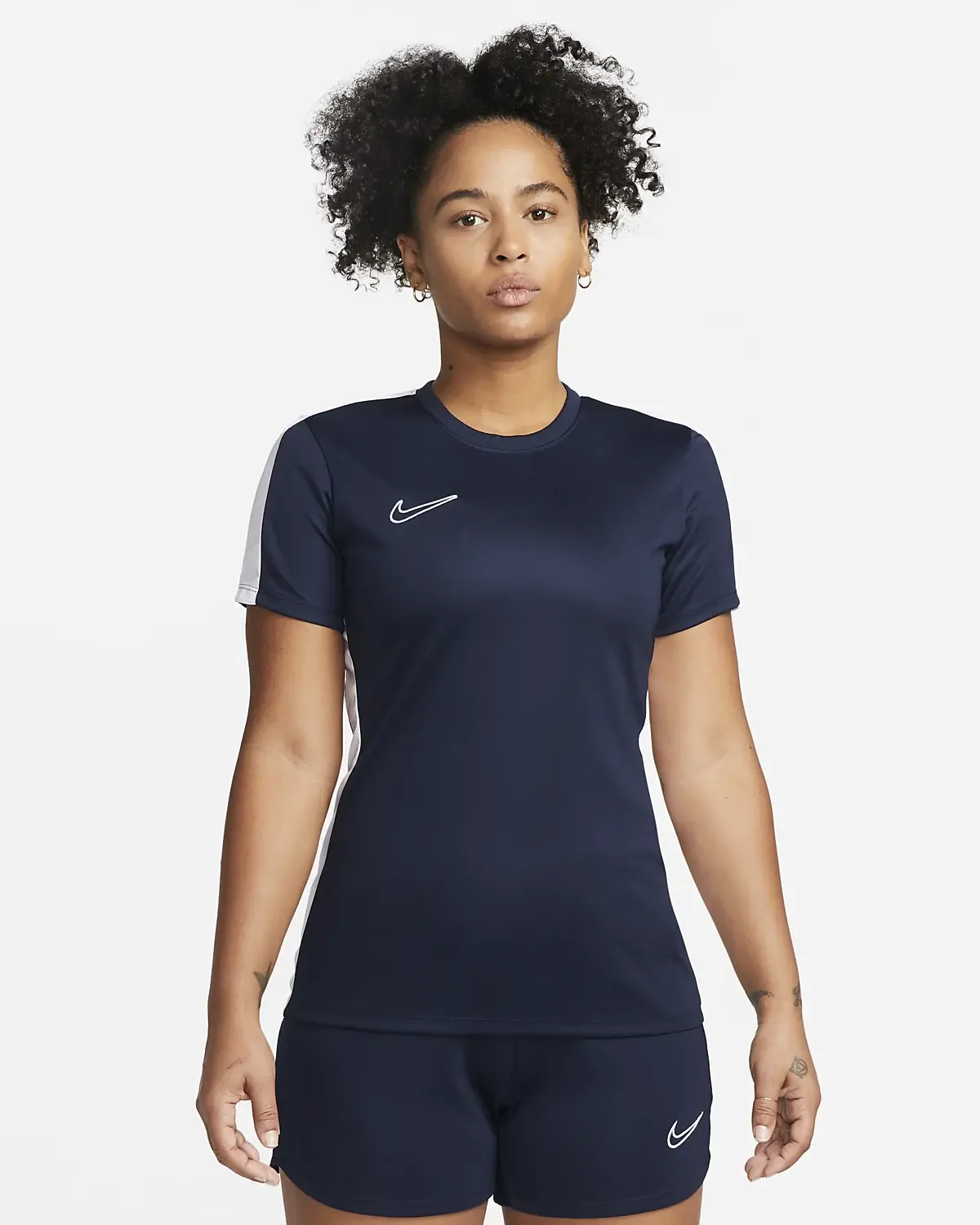 Nike Dri-FIT Academy. 1