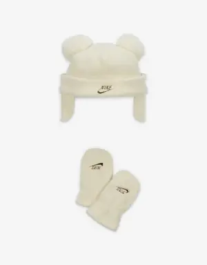 Two-Pom Peak Baby Trapper Set