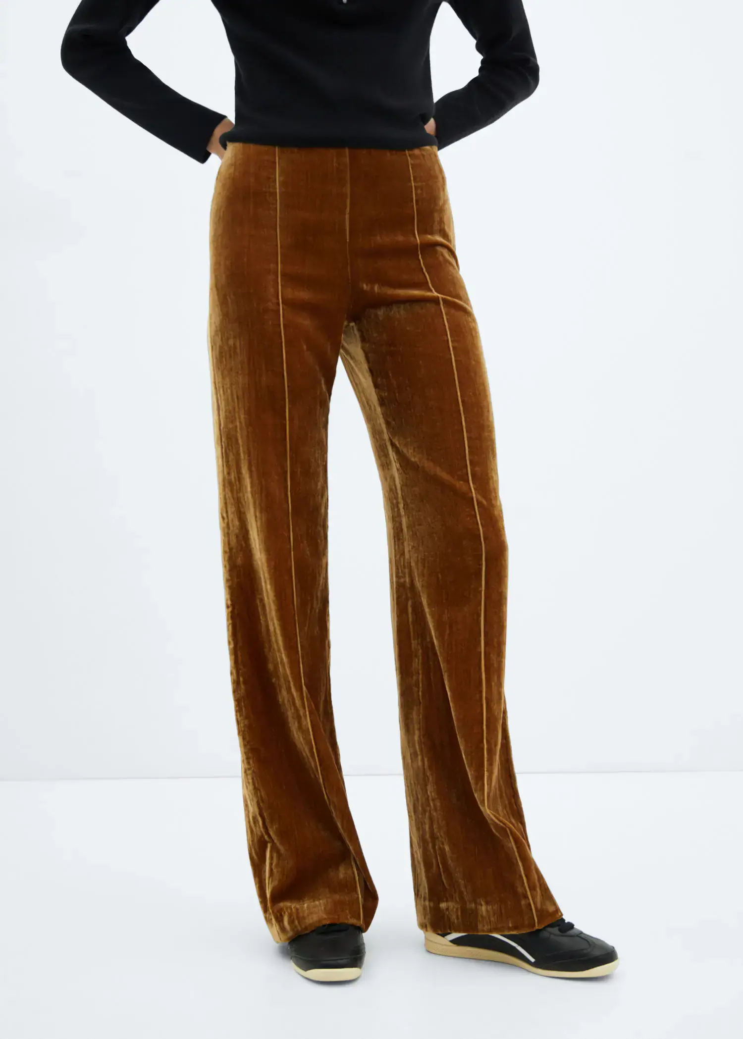 Mango Velvet pants with seam detail. 1