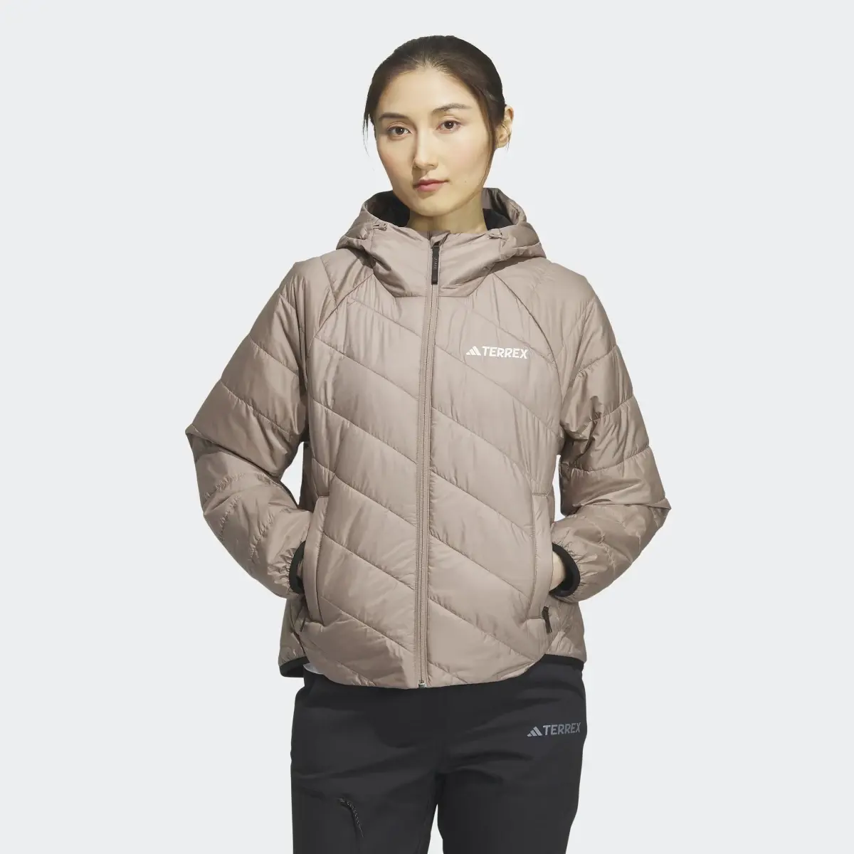 Adidas Lightweight Padded Jacke. 2