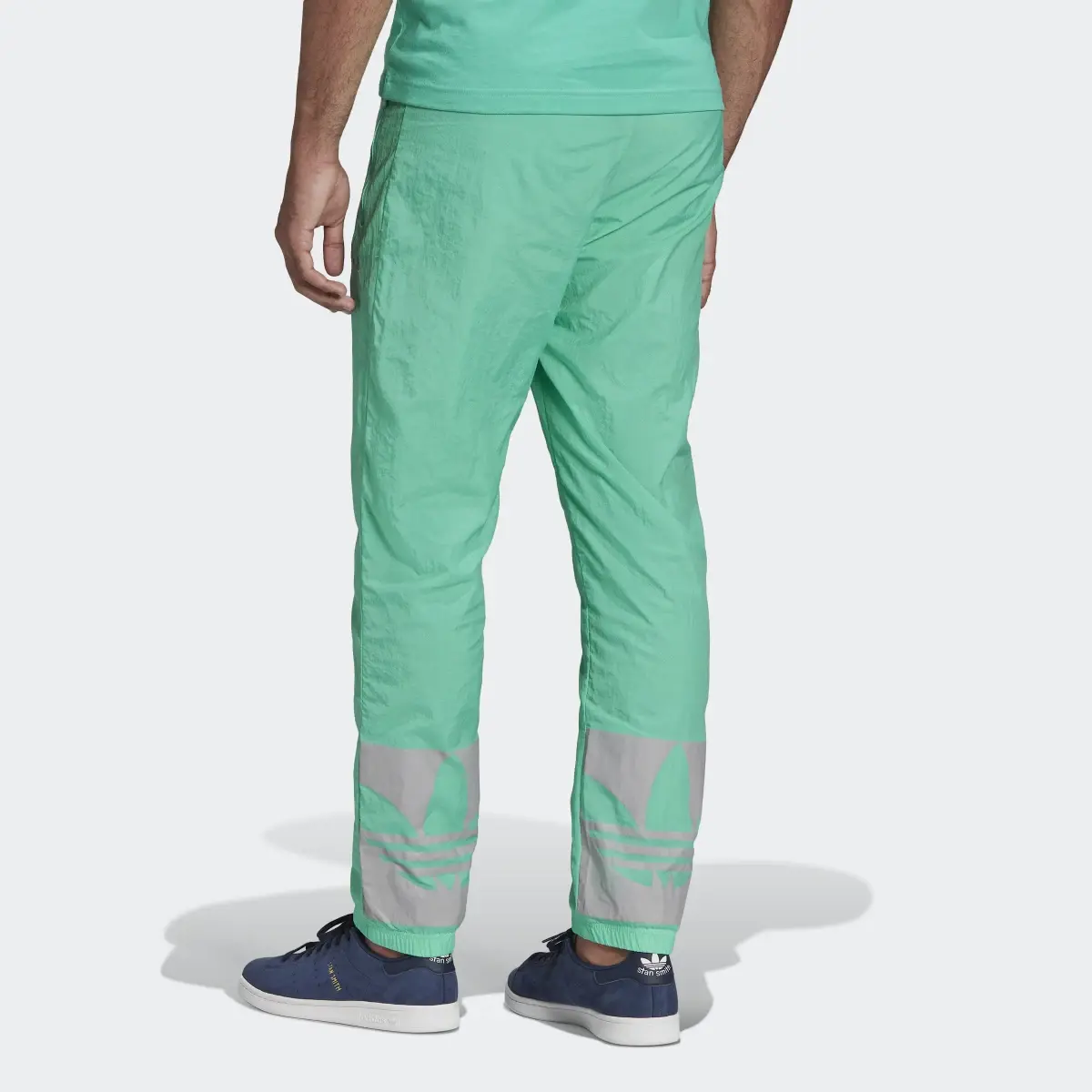 Adidas Pantalon de survêtement Sport Club. 2