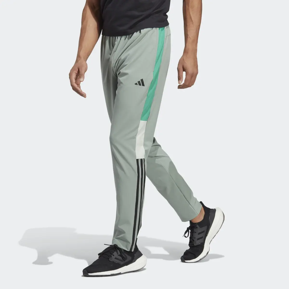Adidas Pantaloni da allenamento Colorblock 3-Stripes. 1