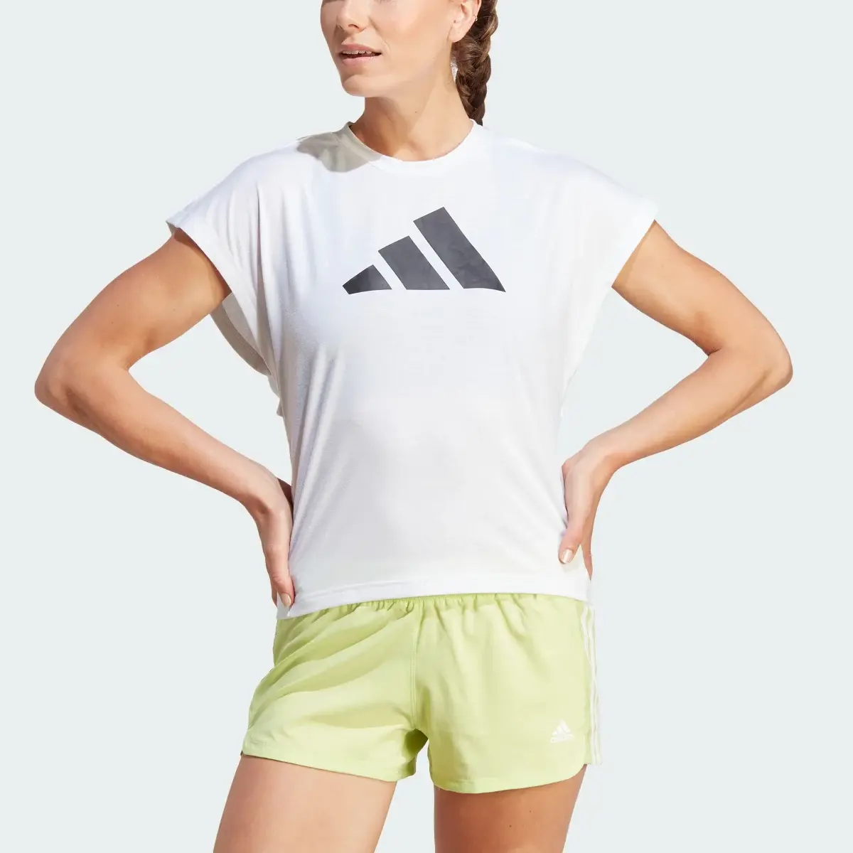 Adidas Playera Train Icons Training Regular Fit Logo. 1