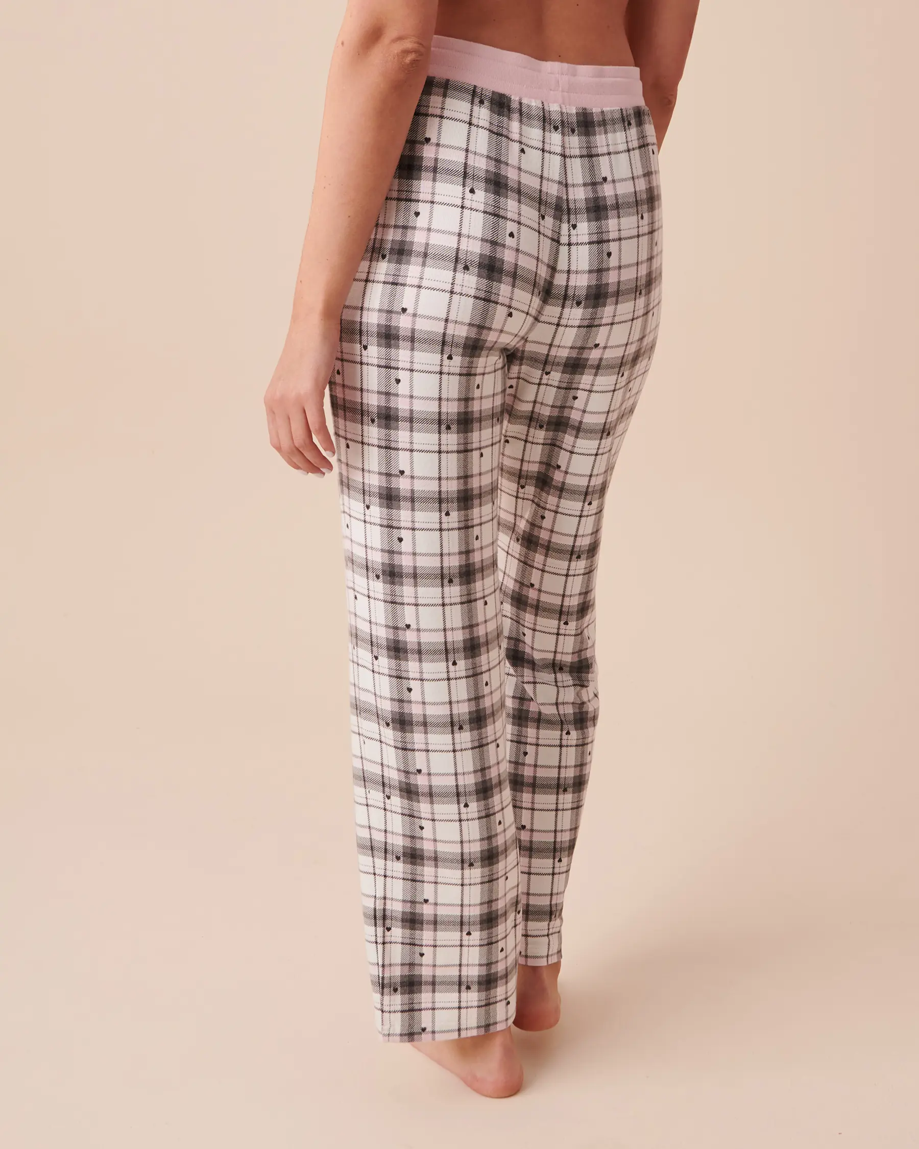 La Vie en Rose Recycled Fibers Plaid Pajama Pants. 2