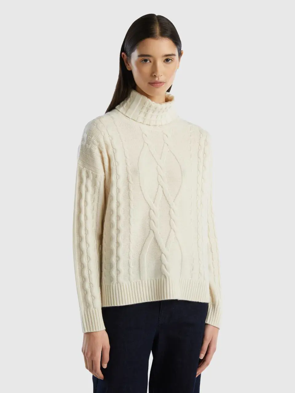 Benetton pure cashmere turtleneck with cable knit. 1