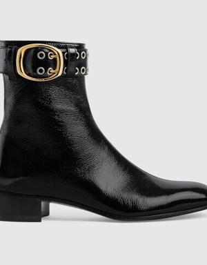 Men's boot with buckle