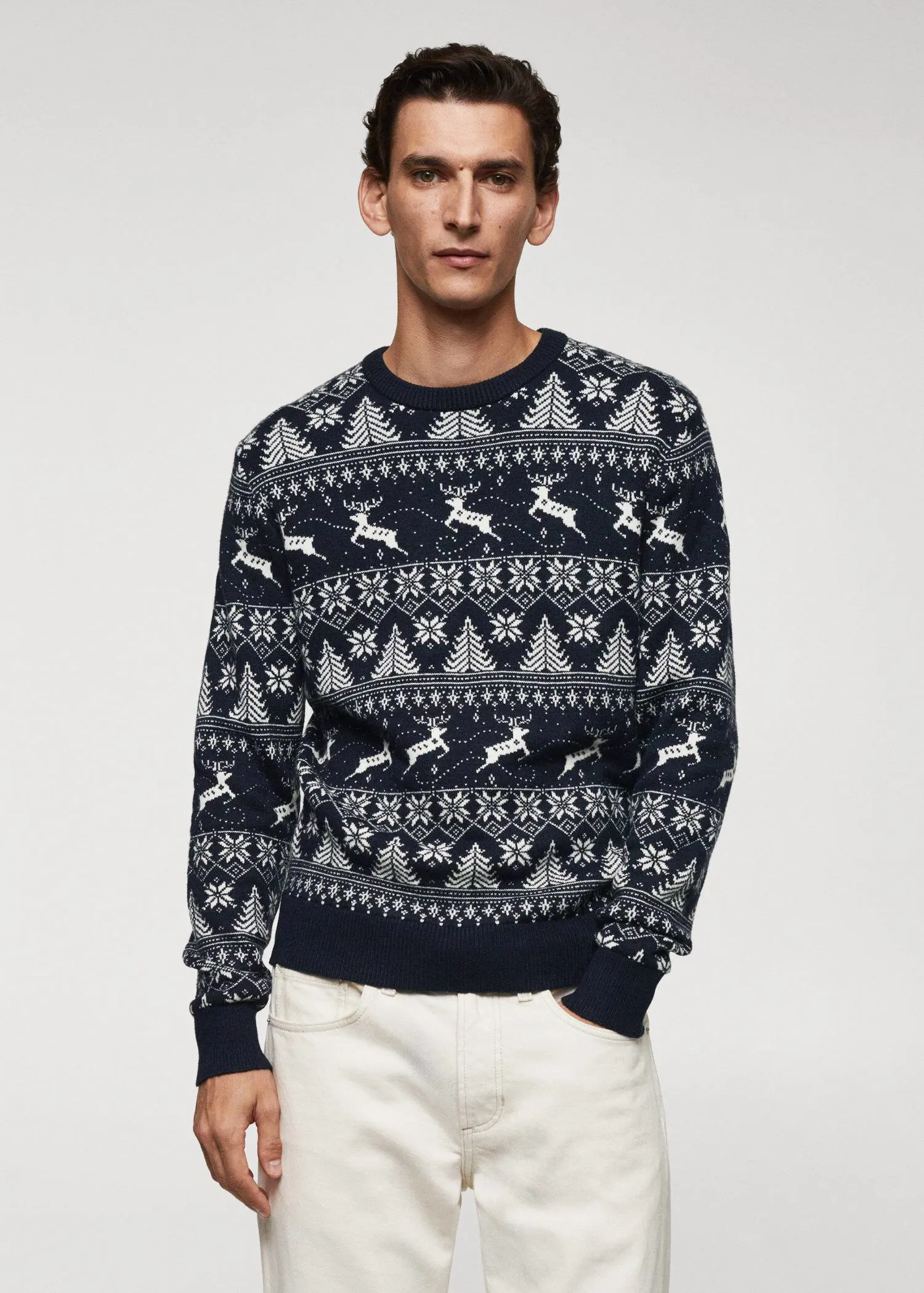 Mango Żakardowy sweter z bożonarodzeniowym motywem. 1