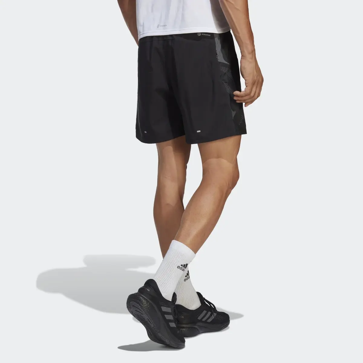 Adidas Shorts Own the Run Seasonal. 2