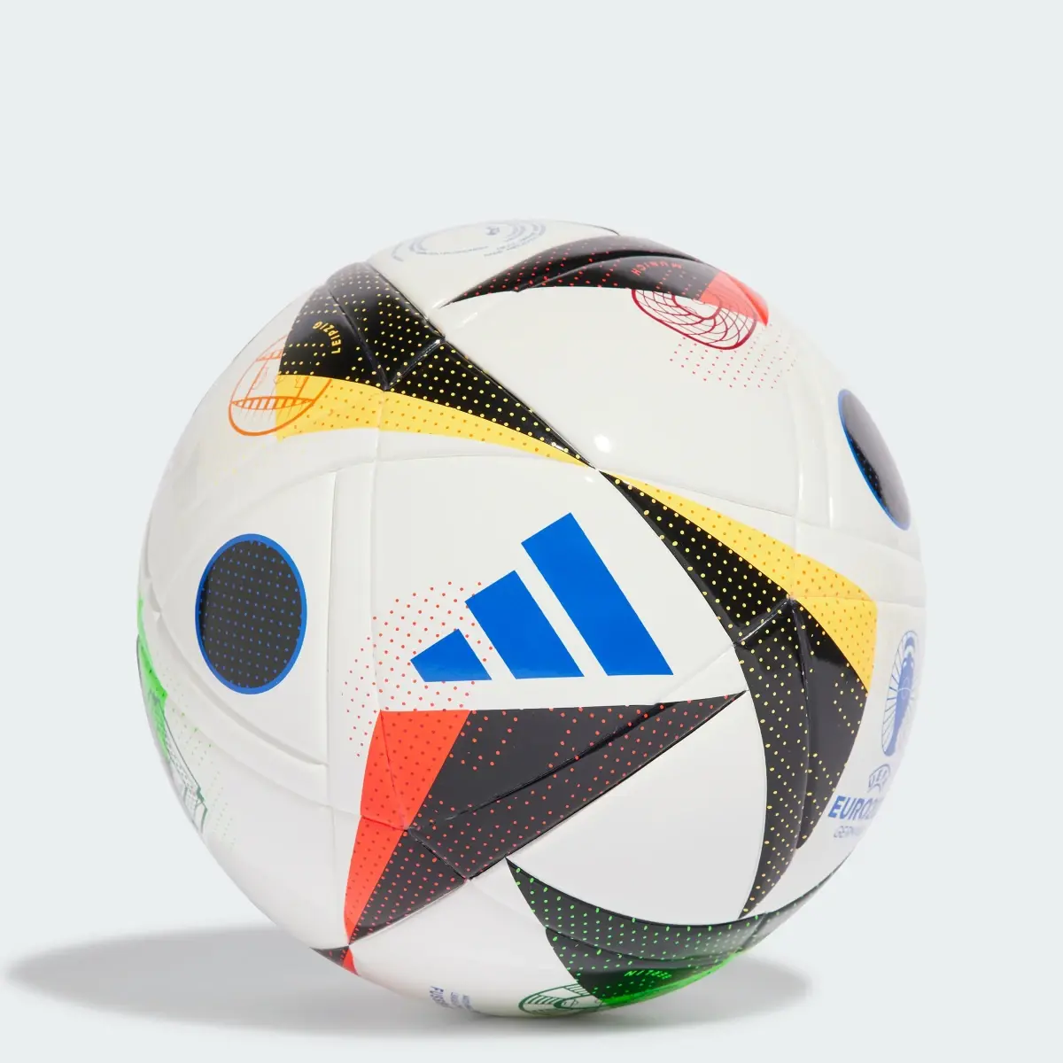 Adidas Fussballliebe League Ball Kids. 1