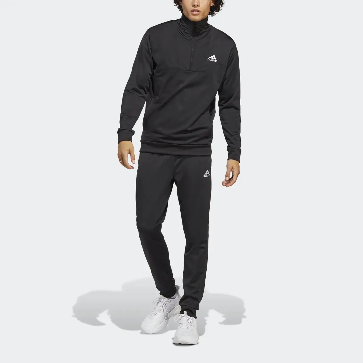 Adidas Survêtement en maille avec petit logo. 1