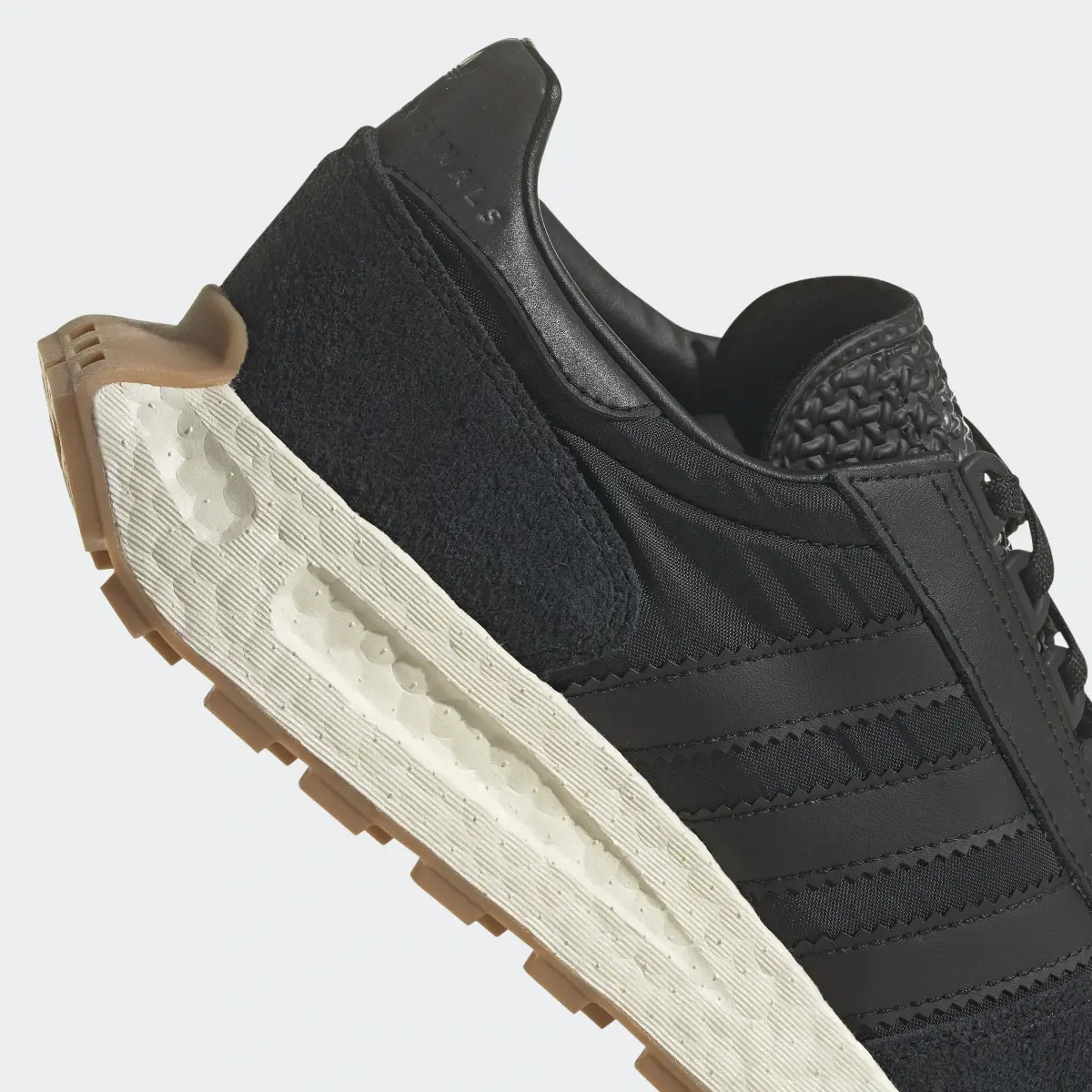 Adidas Retropy E5 Shoes. 3