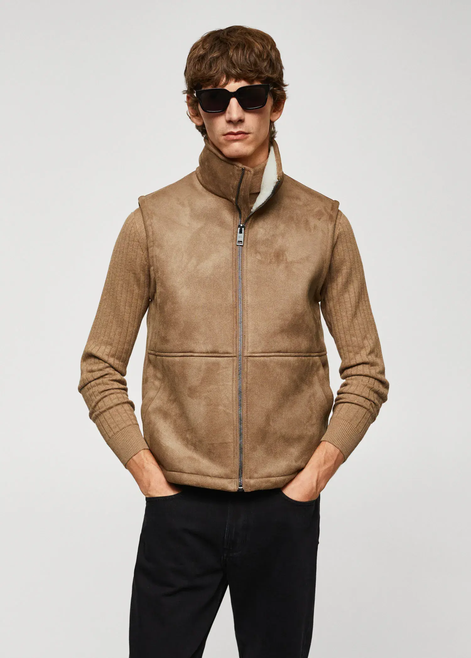 Mango Shearling-lined leather-effect gilet. 1