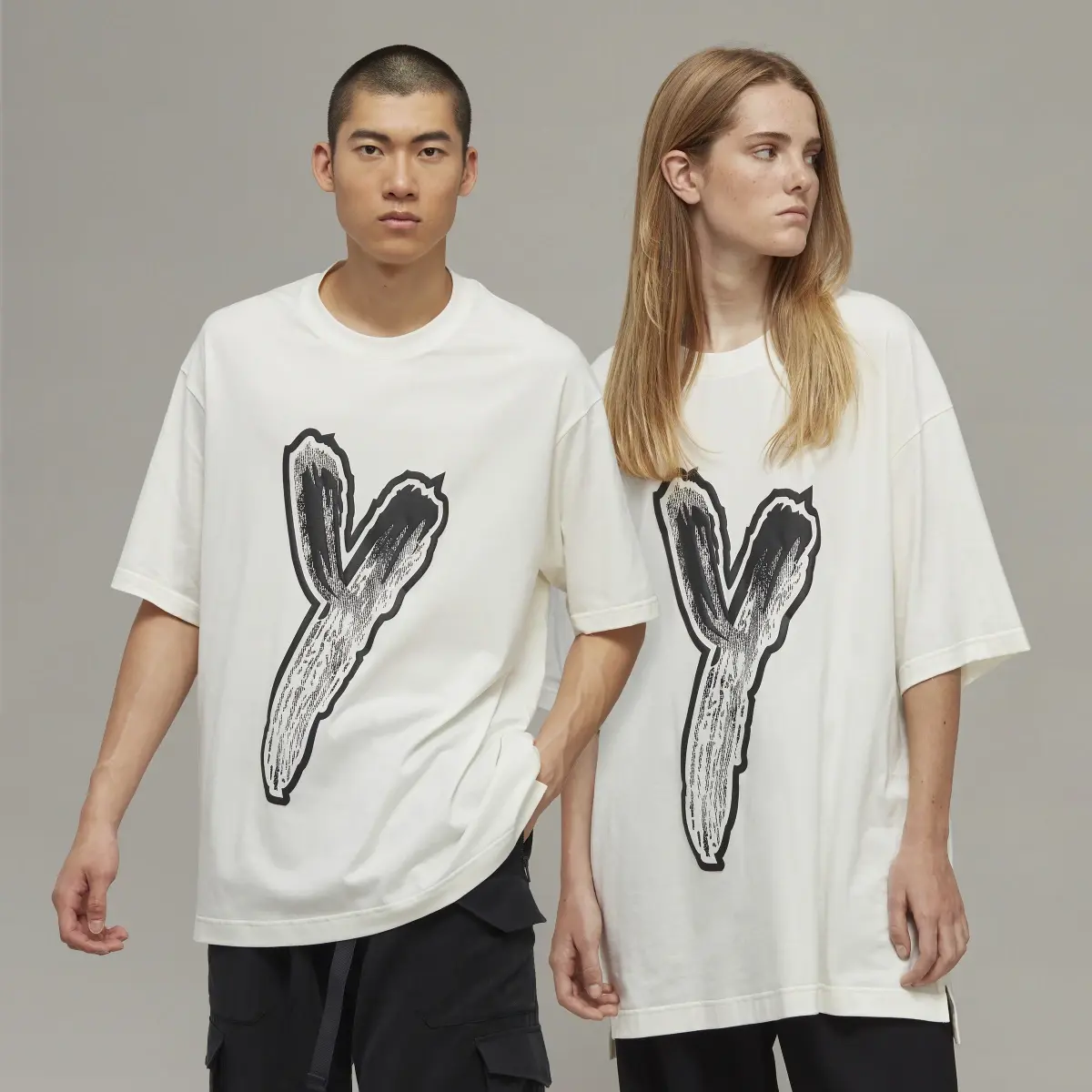 Adidas Y-3 Graphic Logo T-Shirt. 1