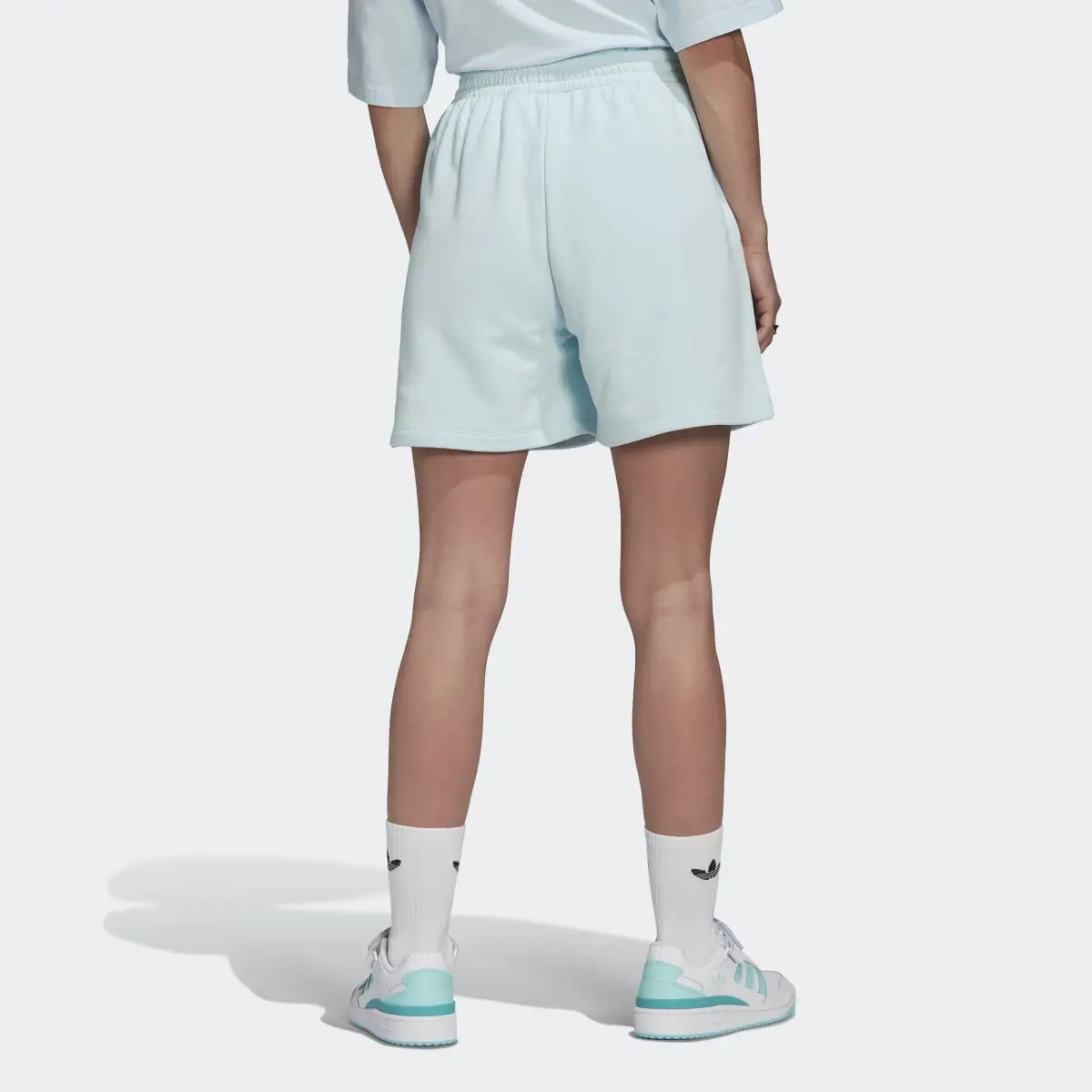 Adidas adicolor Essentials French Terry Shorts. 2