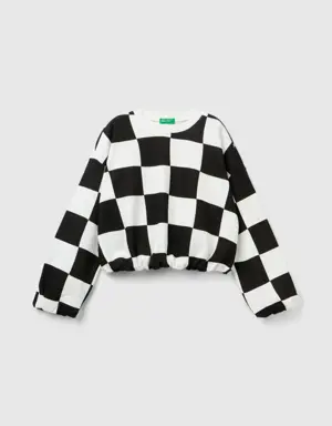 boxy fit checkered sweatshirt