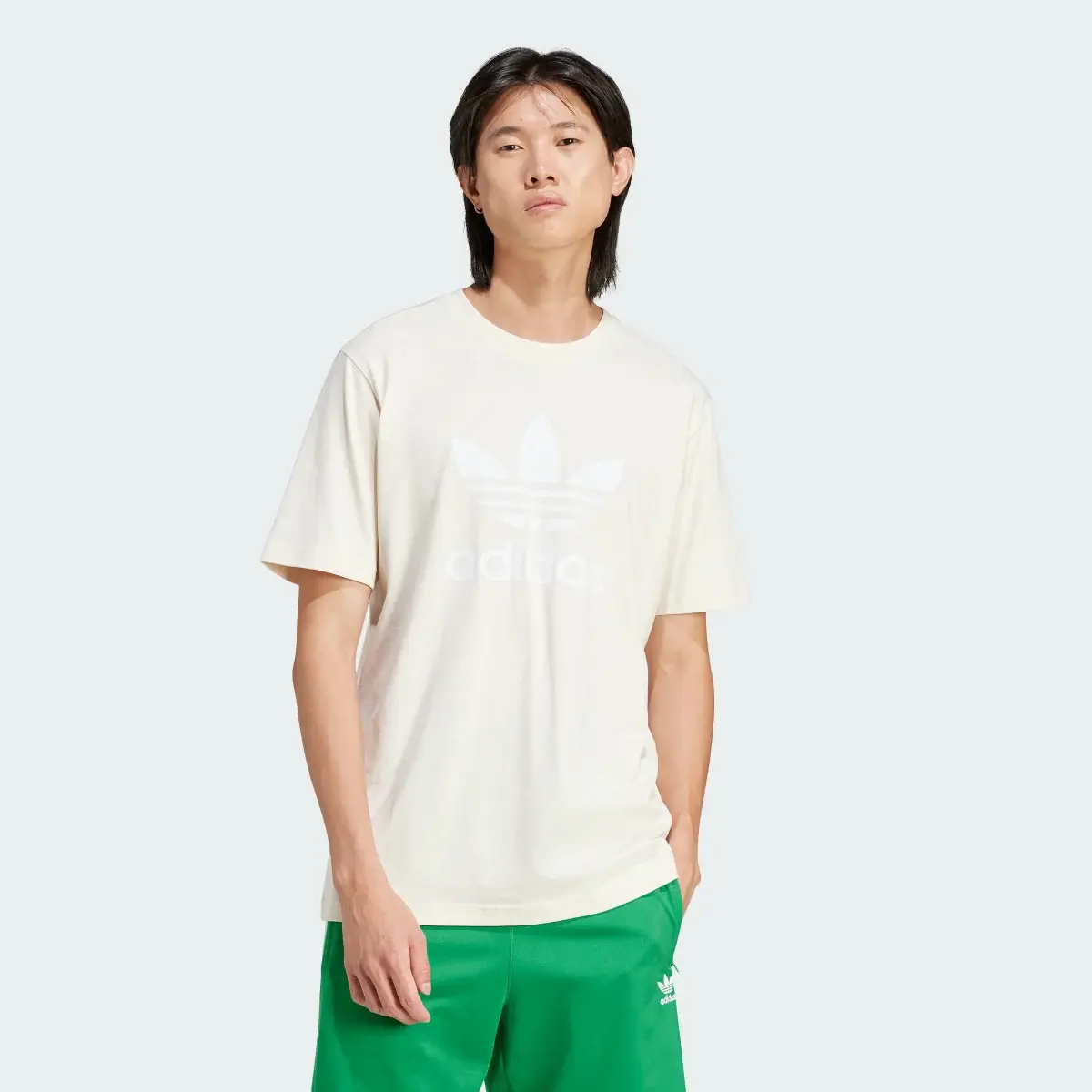 Adidas adicolor Trefoil T-Shirt. 2