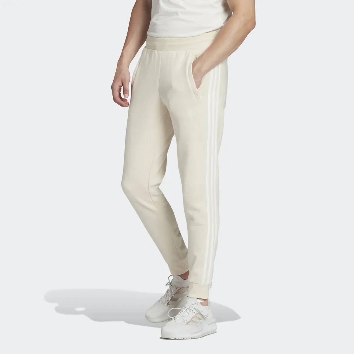 Adidas Pantaloni adicolor Classics 3-Stripes. 1