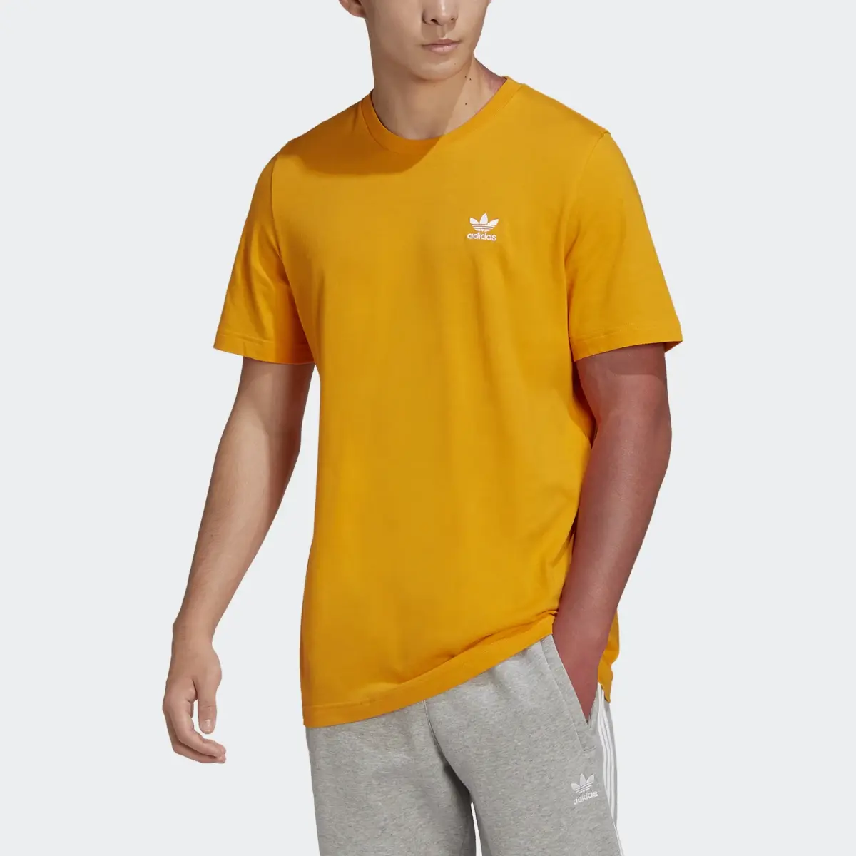 Adidas LOUNGEWEAR Adicolor Essentials Trefoil Tişört. 1